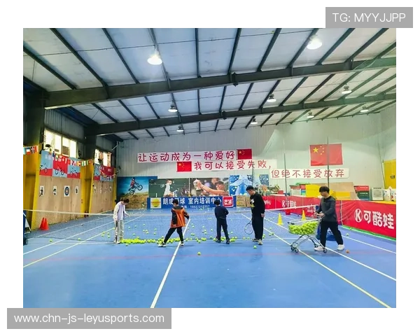 网球俱乐部完善青少年体能训练与专项配套课程，中国青少年网球体能训练指南