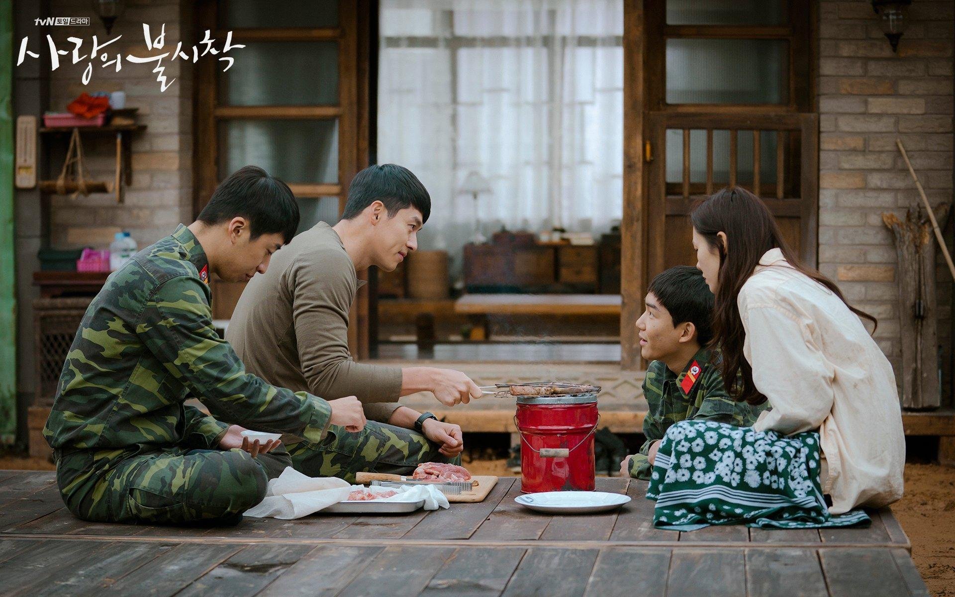 拜仁加速中场更新换代，锁定潜力新星，拜仁时刻