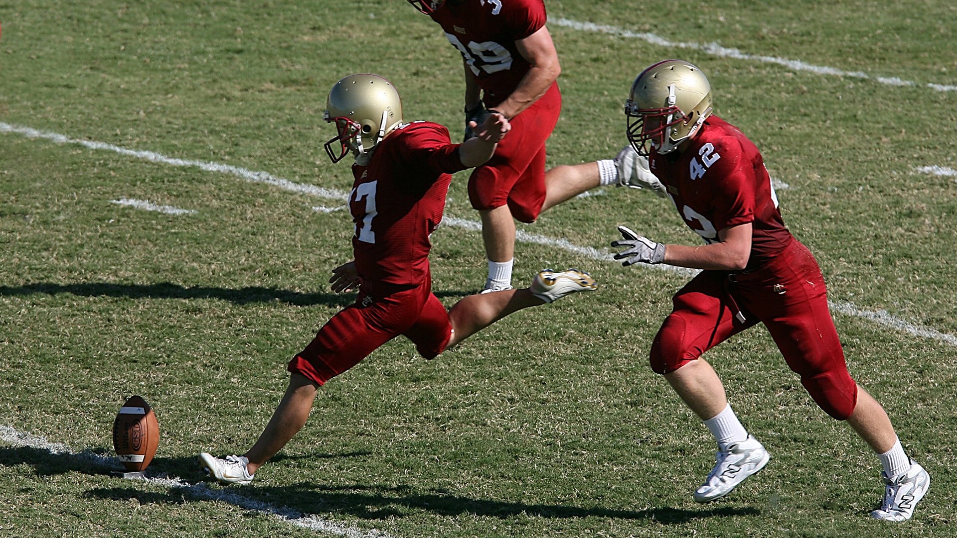 全黑队出色的球场执行力,成为赛事最具观赏性的球队之一,黑球球员什么意思